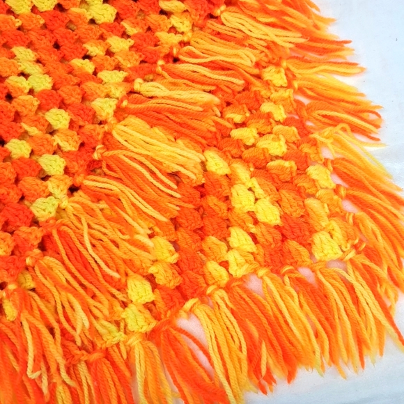 Retro handmade child’s orange and yellow poncho - Picture 6 of 7